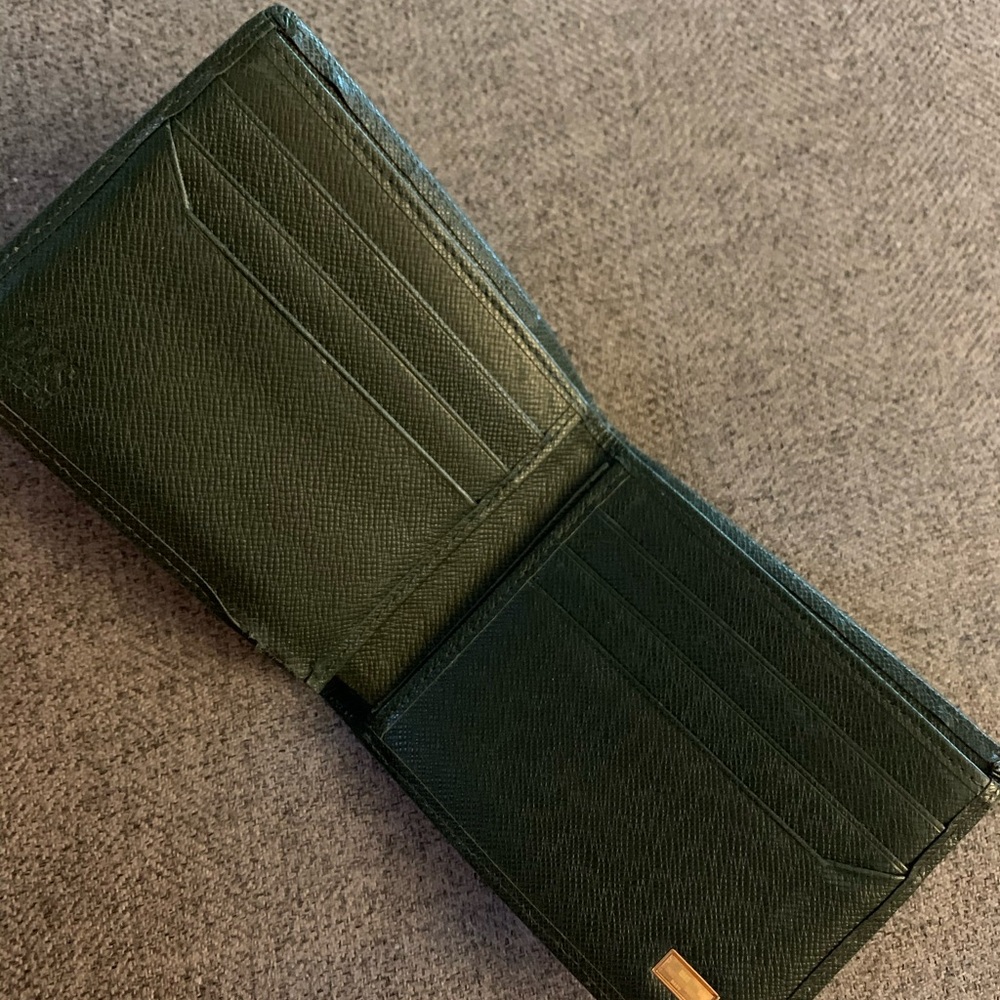 Authentic Daks Wallet - Picture 3 of 4